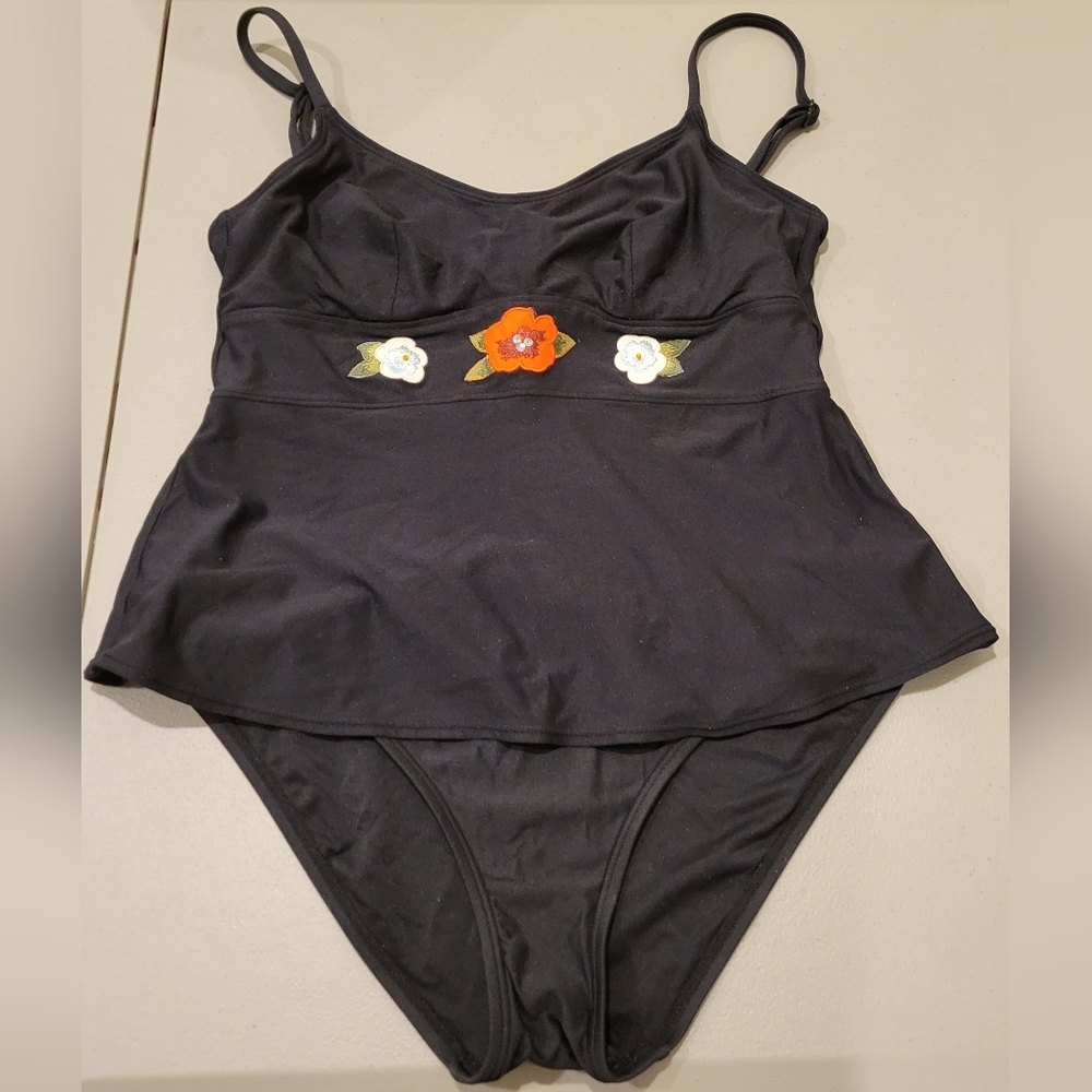 Coco Reef - Women's two-piece bathing suit Underwire Large / Bra size 36C